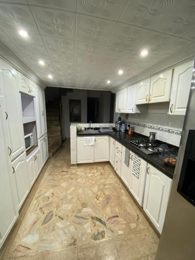 Santa Ana Luxury Rentals Hotel โบโกตา ภายนอก รูปภาพ