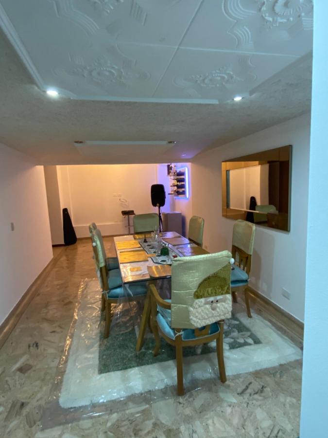 Santa Ana Luxury Rentals Hotel โบโกตา ภายนอก รูปภาพ